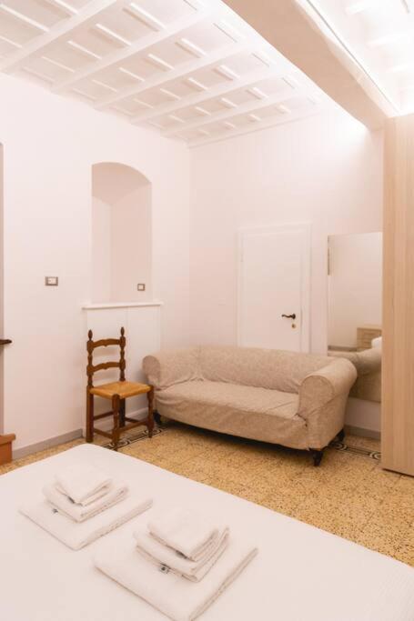 Cozy And Charmin 3br Steps By Duomo Apartamento