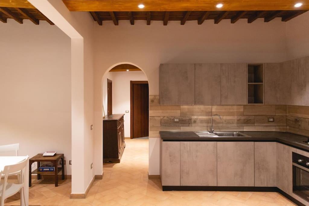 Cozy And Charmin 3br Steps By Duomo Apartamento